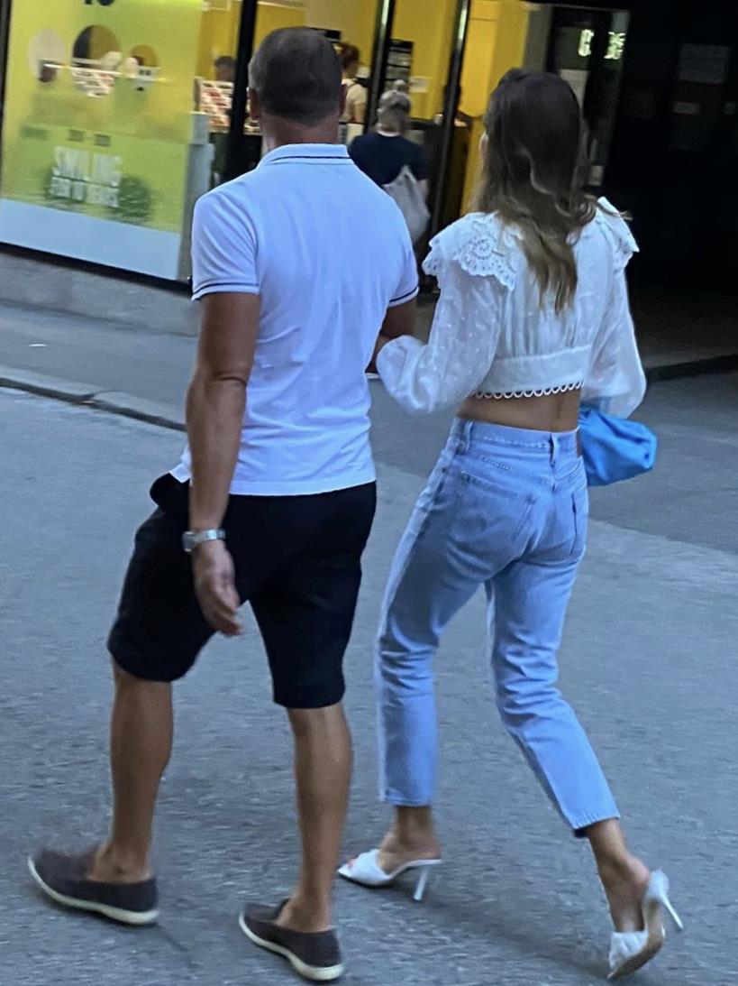 Sin i snaha generala Čermaka na kavi kod konkurencije